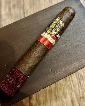 Aliados EPC Robusto Cigar